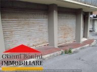 Vendita Magazzino Genova