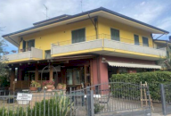 Vendita Negozio Montescudo-Monte Colombo