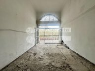 vendita locale commerciale Lucca