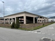 vendita capannone commerciale Cascina