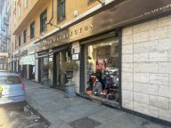 V Locale Commerciale Torino