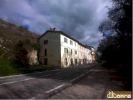 Vendita Laboratorio Fiuminata