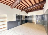 vendita negozio Lucca