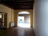 Vendita Negozio Lucca