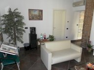 vendita laboratorio Cascina