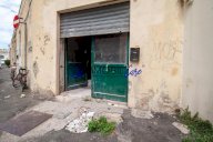 vendita magazzino Livorno