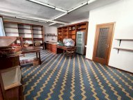 vendita locale commerciale Carrara