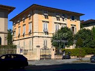 vendita ufficio Lucca