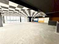 vendita capannone artigianale Pontedera