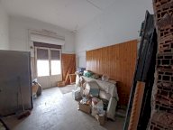 vendita locale commerciale Capraia e Limite