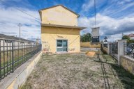 vendita capannone artigianale Bientina