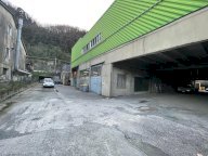 vendita capannone commerciale Vezzano Ligure