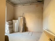 vendita locale commerciale Carrara