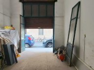 vendita magazzino Livorno