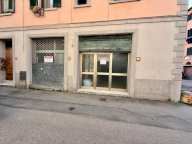 vendita magazzino Pontedera