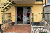 vendita locale commerciale Massa