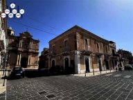 Vendita Negozio Canicattini Bagni