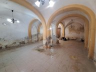 vendita laboratorio Cascina