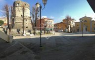 vendita locale commerciale Carrara