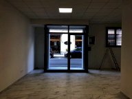 vendita locale commerciale Cascina