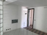 vendita magazzino Cascina