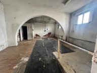 vendita magazzino Montelupo Fiorentino