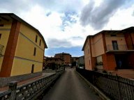 vendita capannone commerciale Corciano