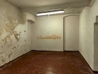 vendita magazzino Livorno