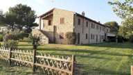 vendita agriturismo Volterra