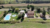 vendita albergo/hotel Montalcino