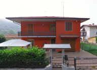 Vendita Villa Bifamiliare Zandobbio
