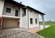 Vendita Villa Bifamiliare Fontanelle