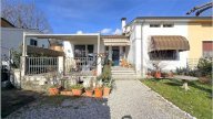 Vendita Villa Bifamiliare Capannori