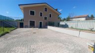 Vendita Villa Bifamiliare Alatri
