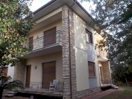 vendita villetta bifamiliare Pietrasanta