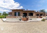 vendita villetta bifamiliare Siena