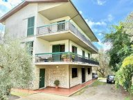 vendita villetta bifamiliare Massa