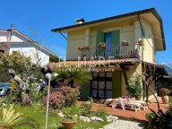 vendita casa singola Montignoso