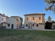 V Casa indipendente Molinella