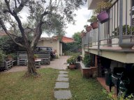 vendita casa semindipendente Carrara