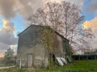 vendita casa semindipendente Massa