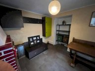 vendita casa semindipendente Massa