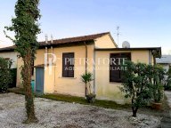 vendita casa semindipendente Forte dei Marmi