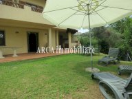 vendita villetta trifamiliare Pietrasanta