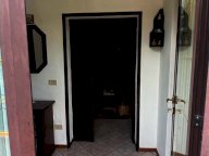 vendita casa semindipendente Massa