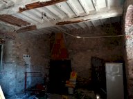 vendita casa semindipendente Carrara