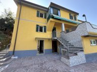 vendita villetta bifamiliare Fosdinovo