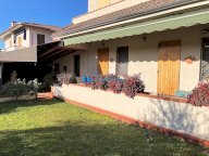 vendita casa semindipendente Montignoso