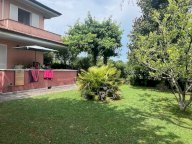 vendita villetta bifamiliare Massa