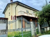 vendita villetta bifamiliare Seravezza